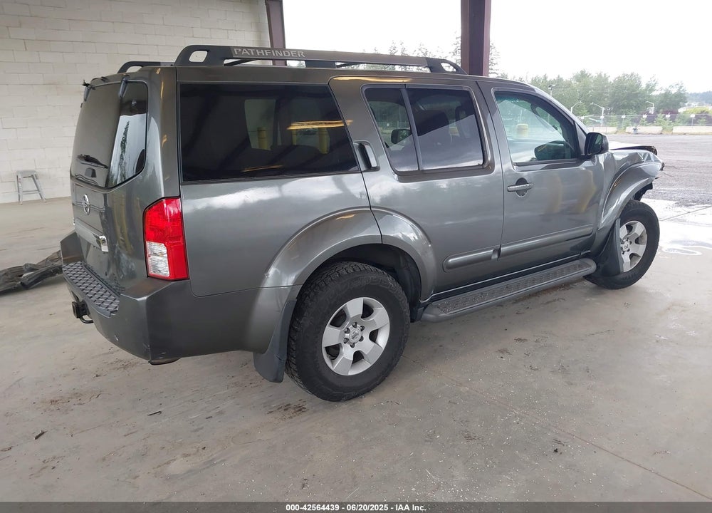 2005 NISSAN PATHFINDER XE VIN: 5N1AR18W15C784019