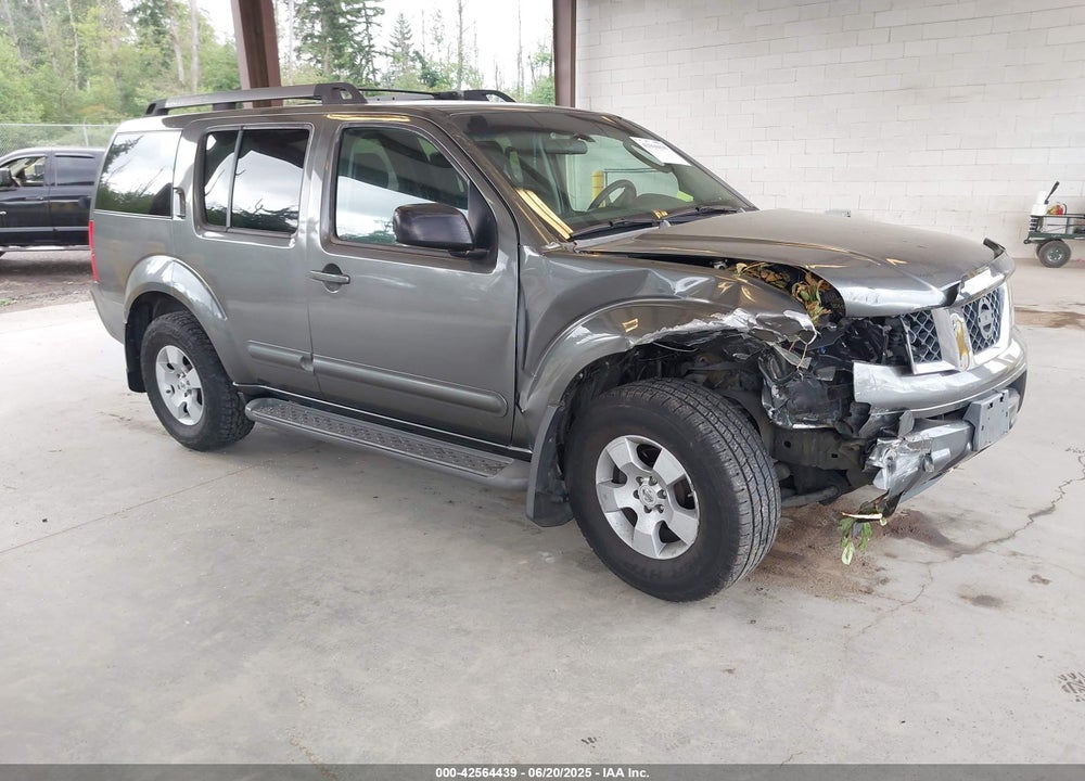 2005 NISSAN PATHFINDER XE VIN: 5N1AR18W15C784019