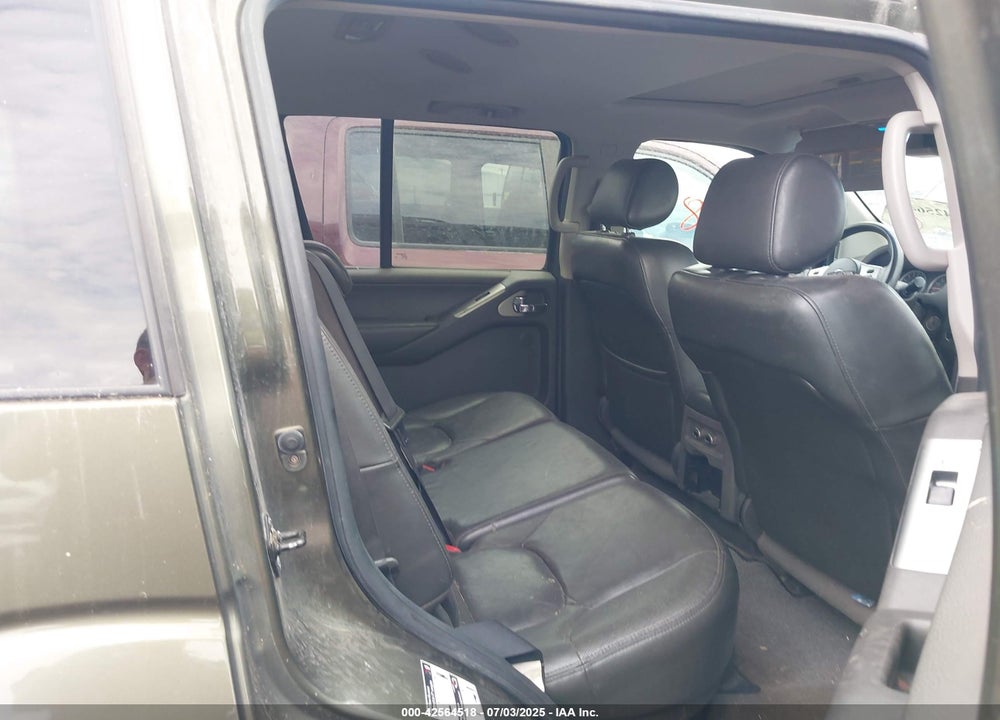 2005 NISSAN PATHFINDER SE OFF ROAD VIN: 5N1AR18W05C746944
