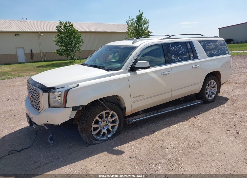 2015 GMC YUKON XL 1500 VIN: 1GKS2JKJ5FR635268