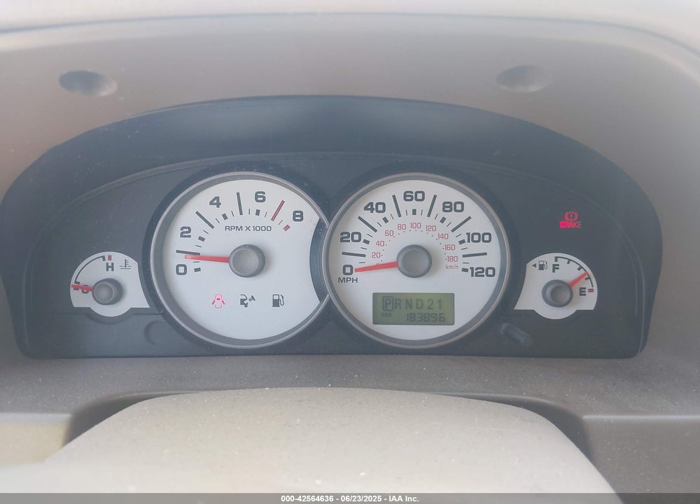 2006 FORD ESCAPE VIN: 1FMCU03156KC06607