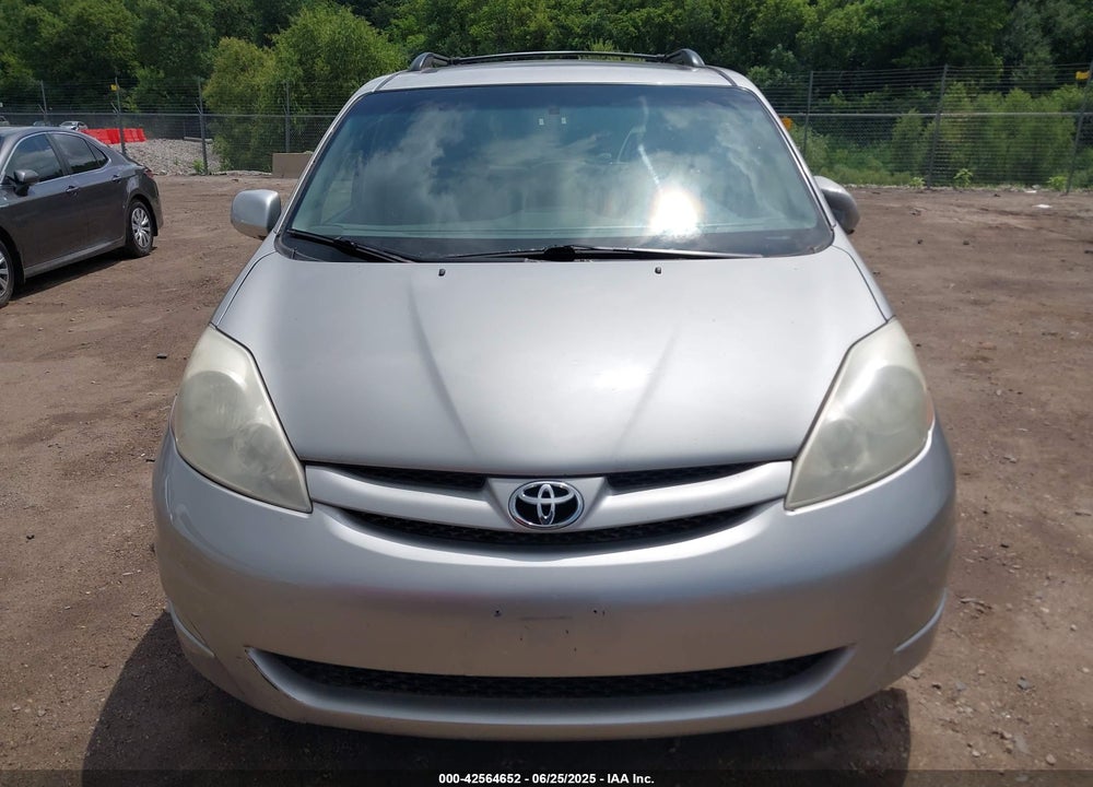 2007 TOYOTA SIENNA XLE VIN: 5TDZK22C27S043234
