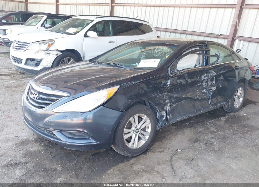2013 HYUNDAI SONATA VIN: 5NPEB4AC1DH739046