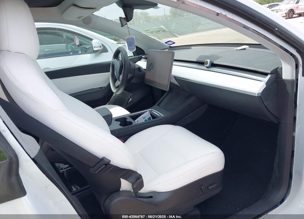 2021 TESLA MODEL Y VIN: 5YJYGAEE5MF247174