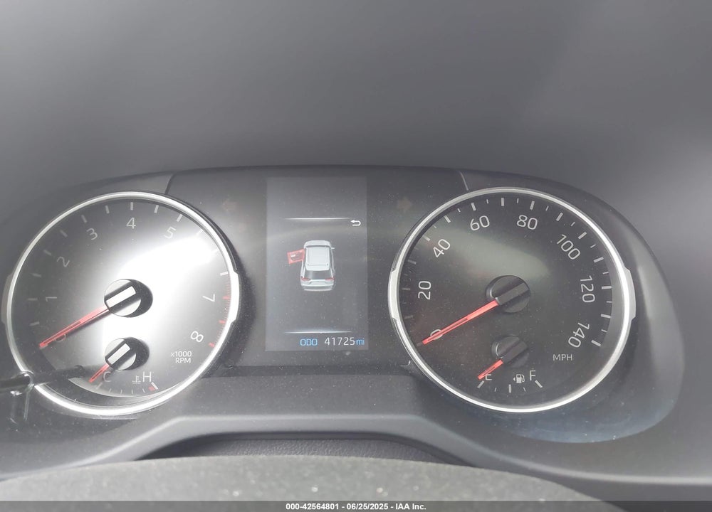 2022 TOYOTA RAV4 XLE VIN: 2T3W1RFV3NC181307