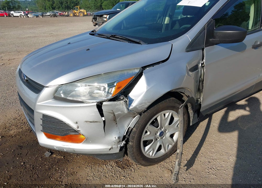 2015 FORD ESCAPE S VIN: 1FMCU0F78FUB90536