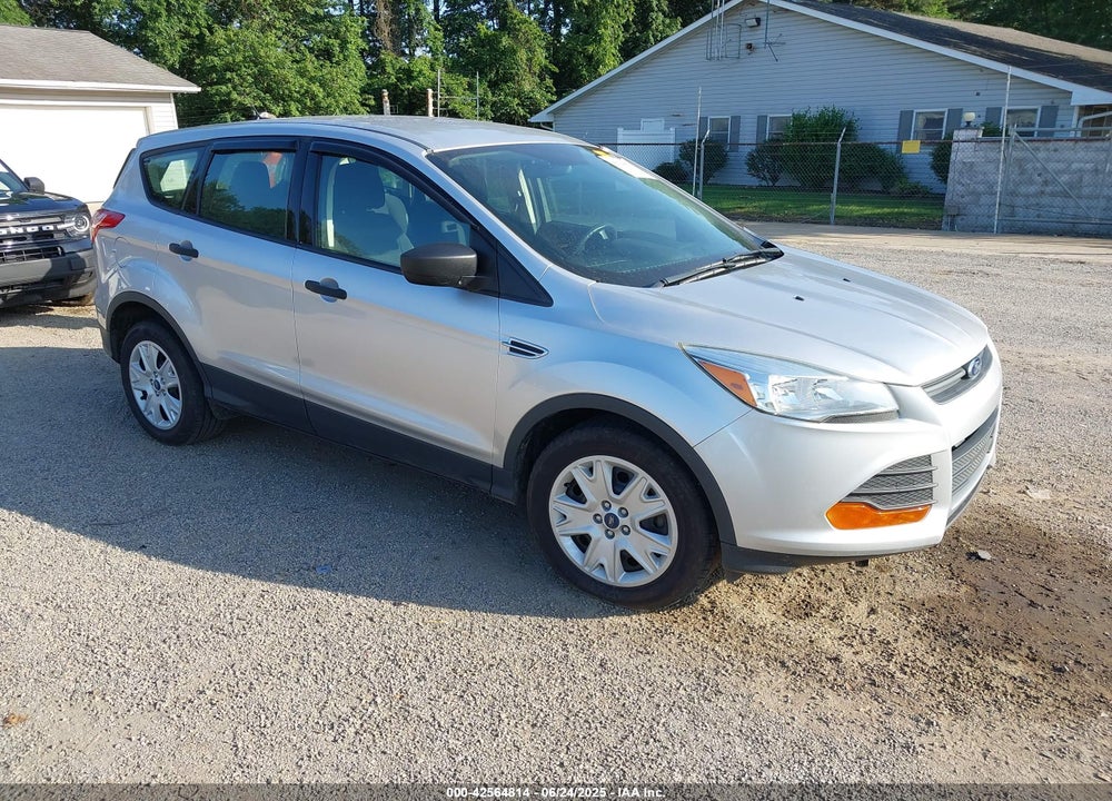 2015 FORD ESCAPE S VIN: 1FMCU0F78FUB90536