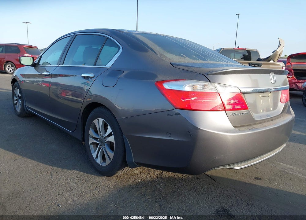 2013 HONDA ACCORD LX VIN: 1HGCR2F31DA005323
