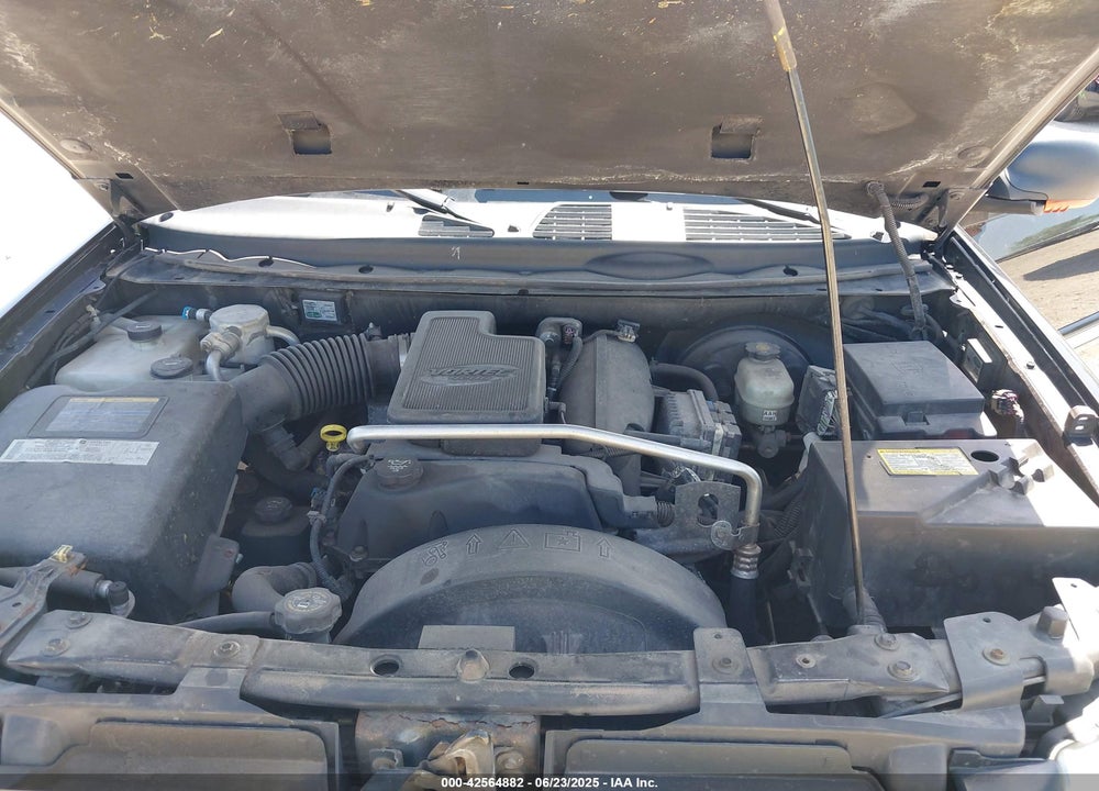 2004 GMC ENVOY VIN: 1GKDT13S442447747