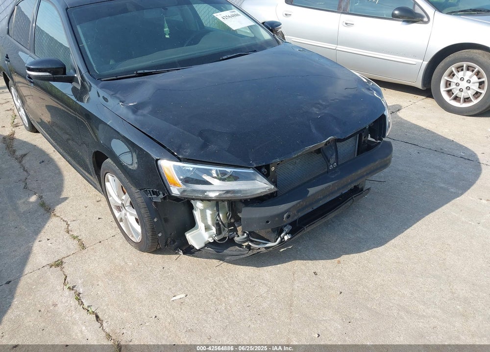 2012 VOLKSWAGEN JETTA VIN: 3VWDX7AJ4CM061850