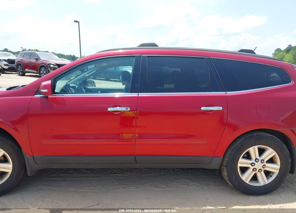 2014 CHEVROLET TRAVERSE VIN: 1GNKVGKD0EJ127875