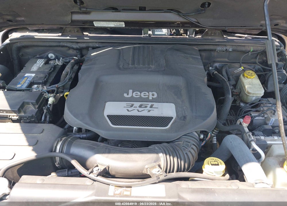 2013 JEEP WRANGLER UNLIMITED VIN: 1C4HJWEG8DL645573
