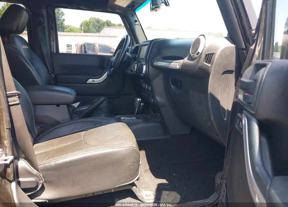 2013 JEEP WRANGLER UNLIMITED VIN: 1C4HJWEG8DL645573