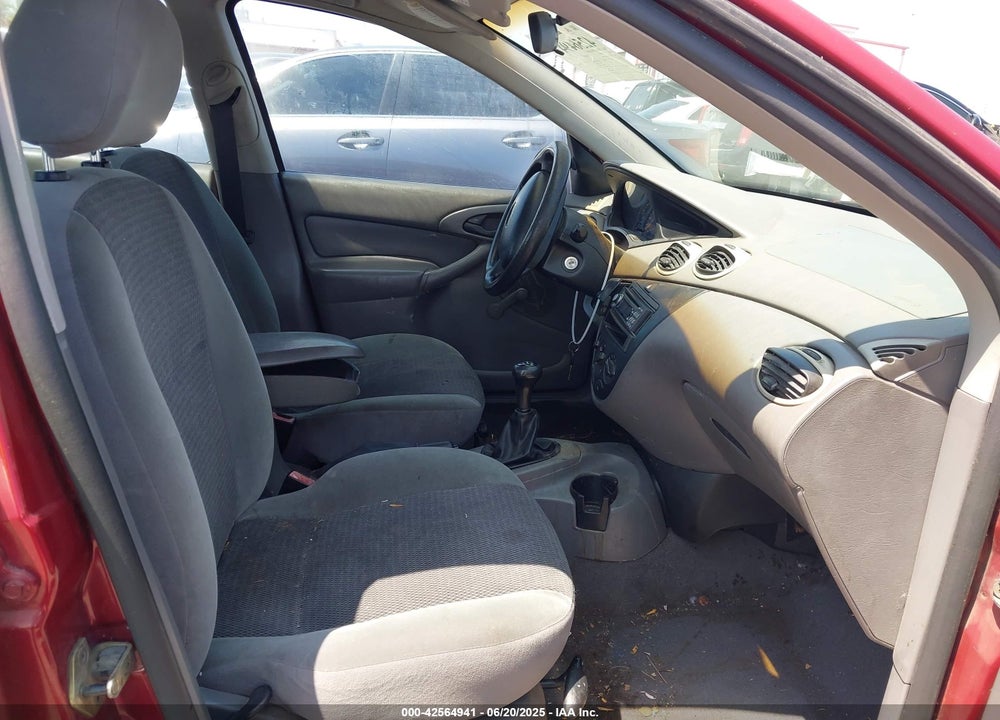 2003 FORD FOCUS LX VIN: 1FAFP33PX3W241880