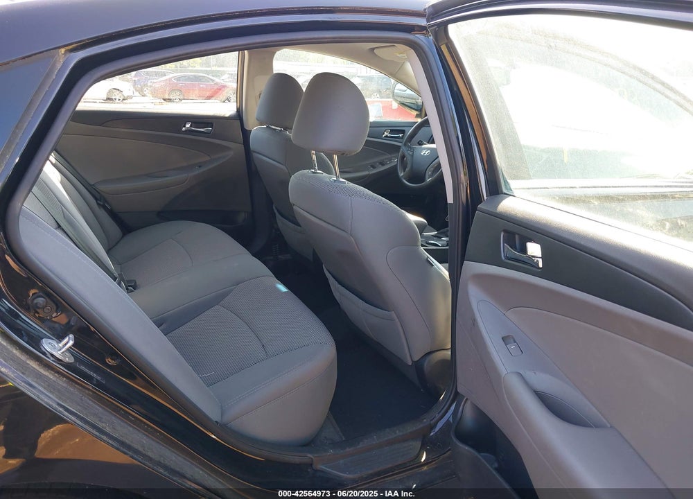 2014 HYUNDAI SONATA VIN: 5NPEB4AC3EH862297