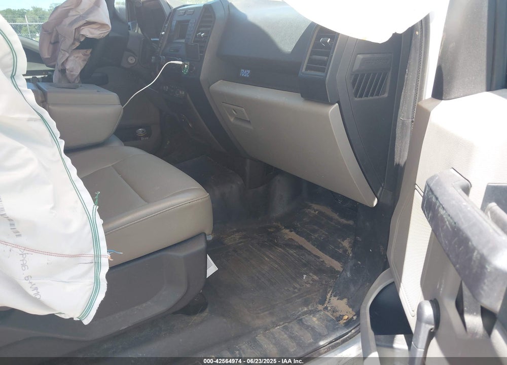 2015 FORD F-150 VIN: 1FTMF1C82FKE52391