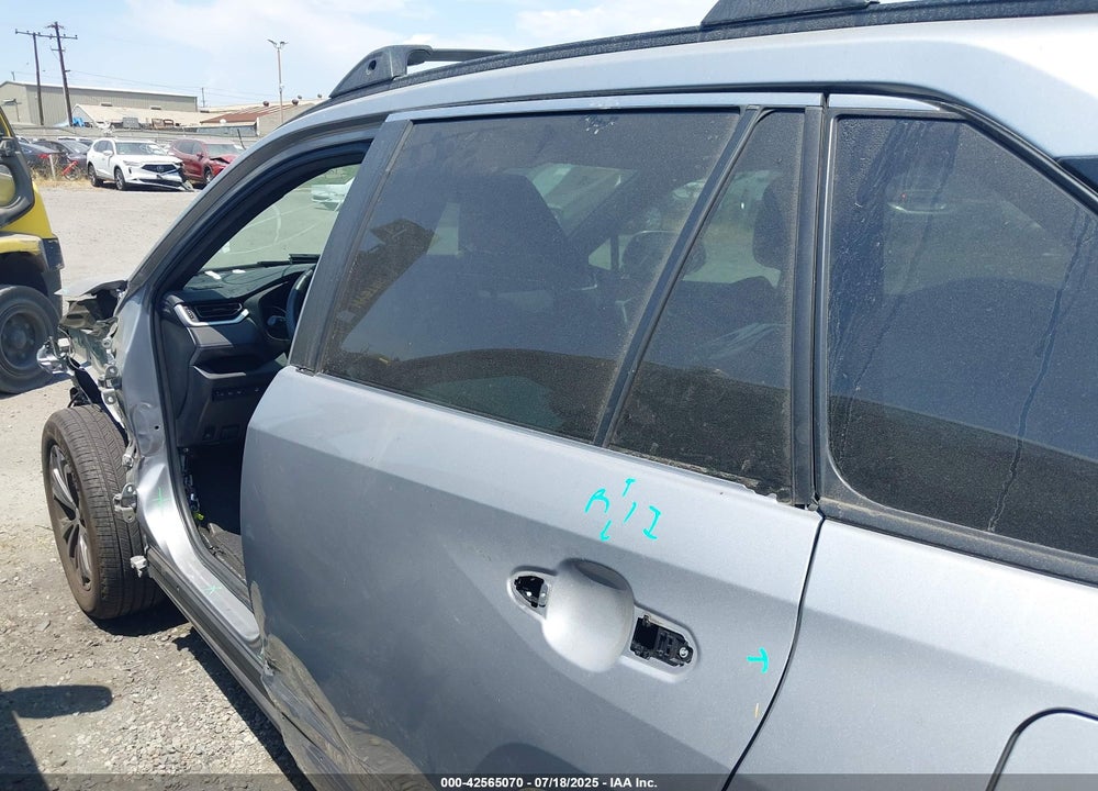 2022 TOYOTA RAV4 HYBRID VIN: 4T3T6RFV9NU070229