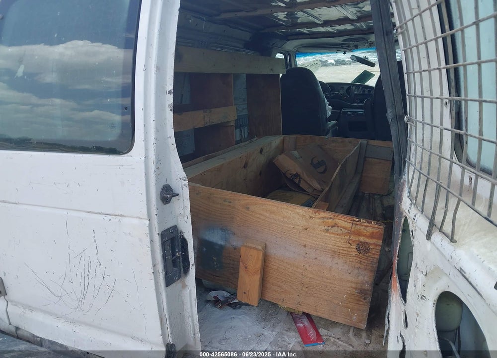 2008 FORD E-350 SUPER DUTY VIN: 1FTSE34L48DA95375
