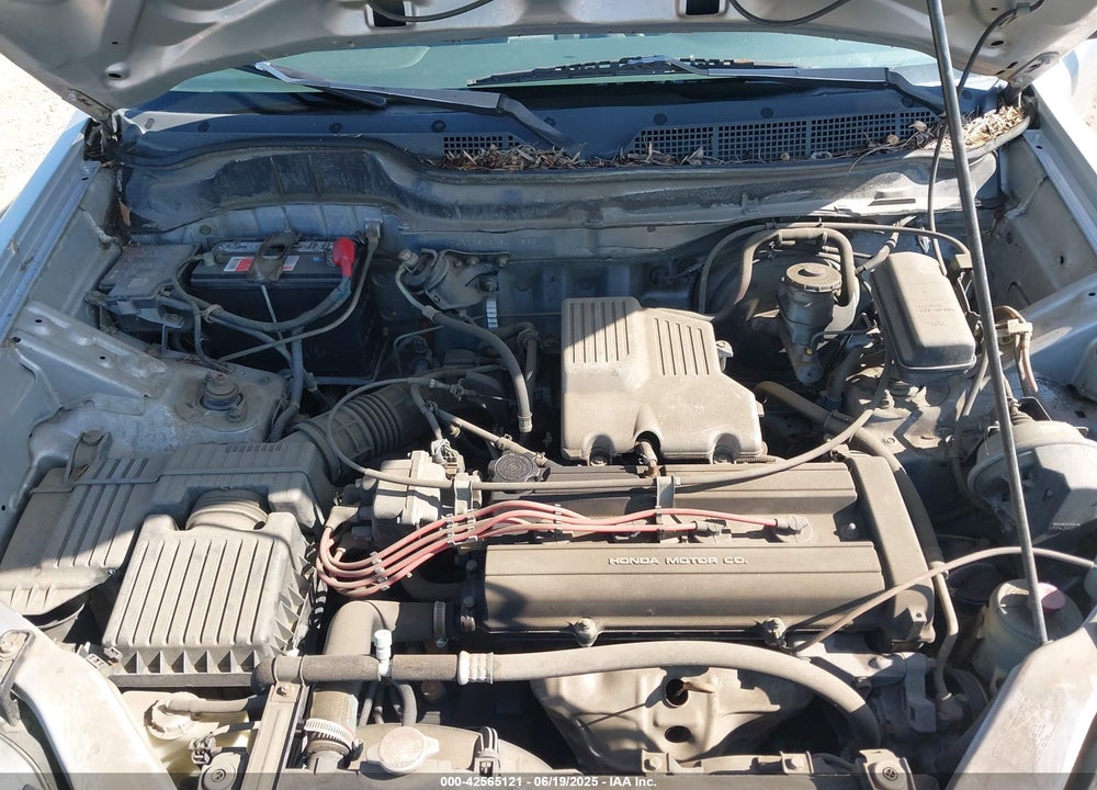2001 HONDA CR-V LX VIN: JHLRD28431S011825