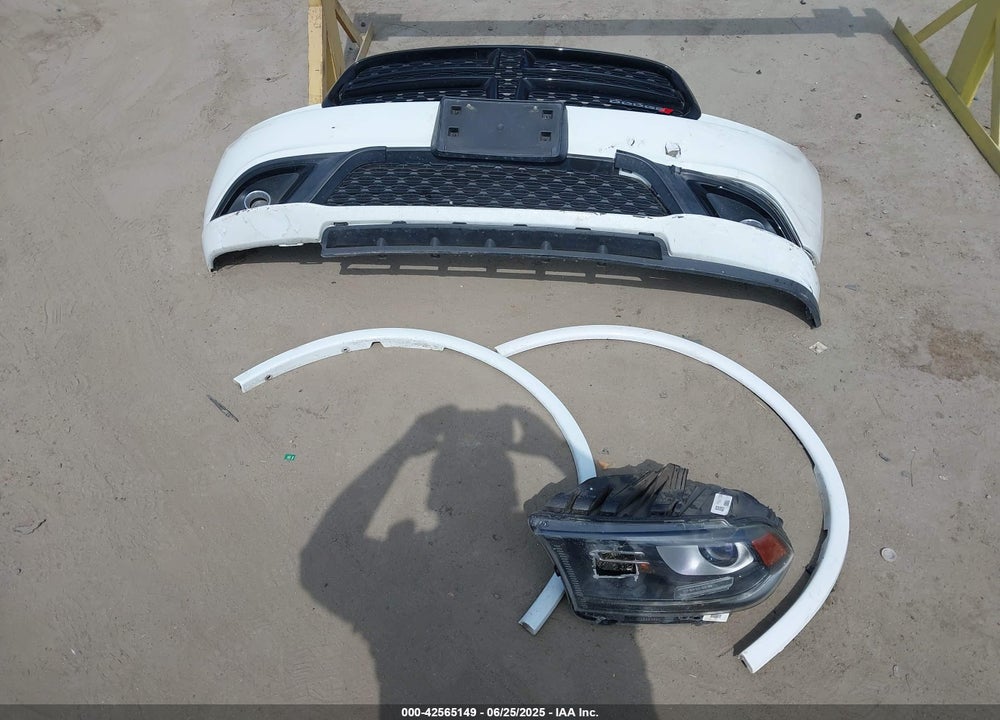 2019 DODGE DURANGO VIN: 1C4RDHAG0KC852677