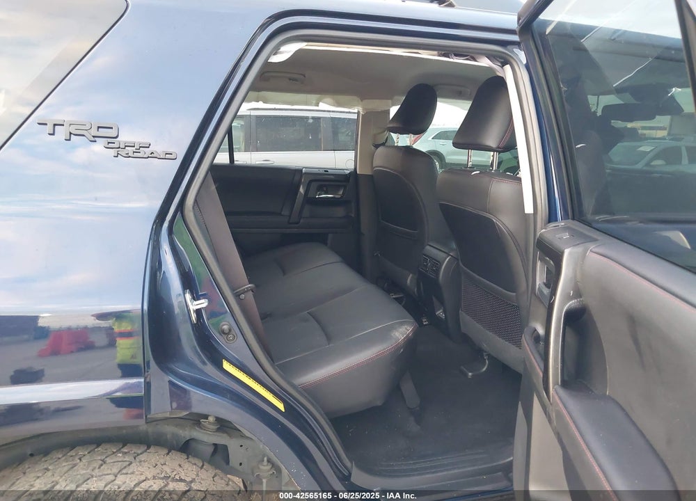 2024 TOYOTA 4RUNNER VIN: JTERU5JR9R6233807