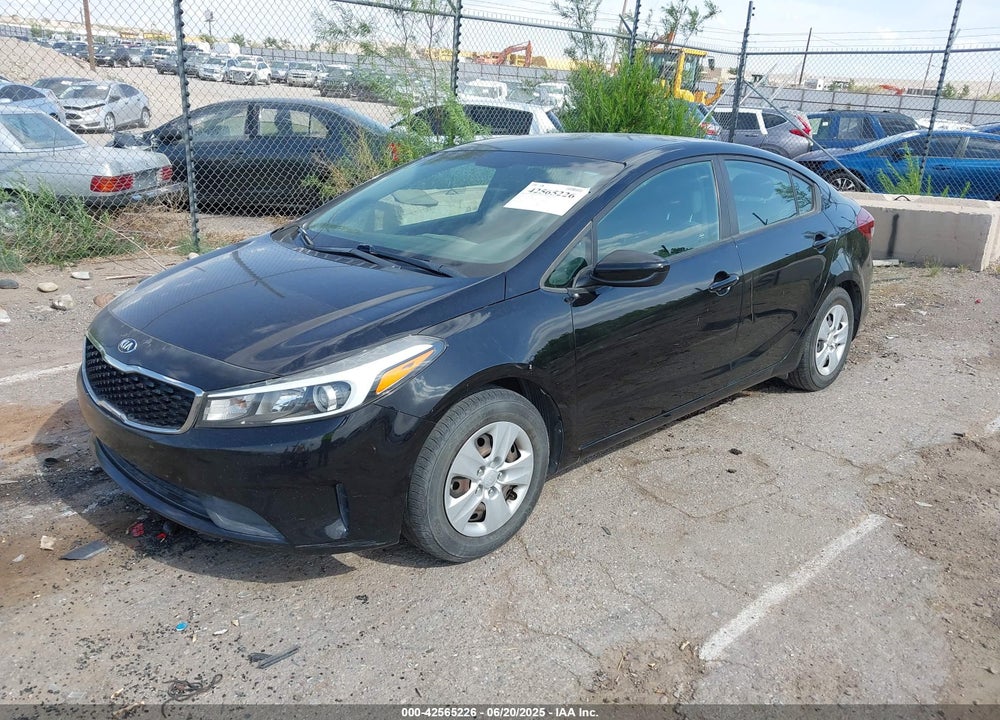 2018 KIA FORTE LX VIN: 3KPFL4A71JE263059