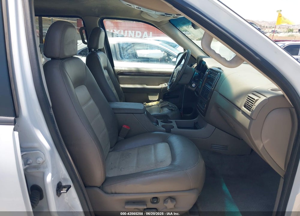2002 FORD EXPLORER EDDIE BAUER VIN: 1FMZU64E12ZB46132