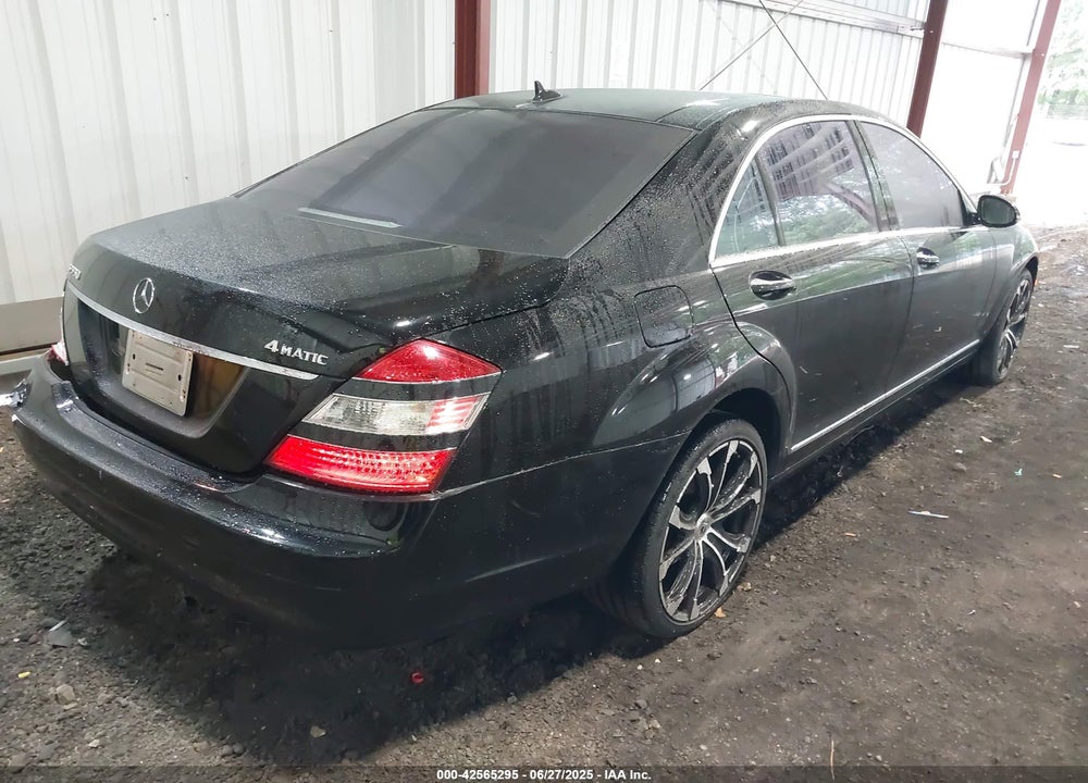 2009 MERCEDES-BENZ S 550 4MATIC VIN: WDDNG86X69A256757