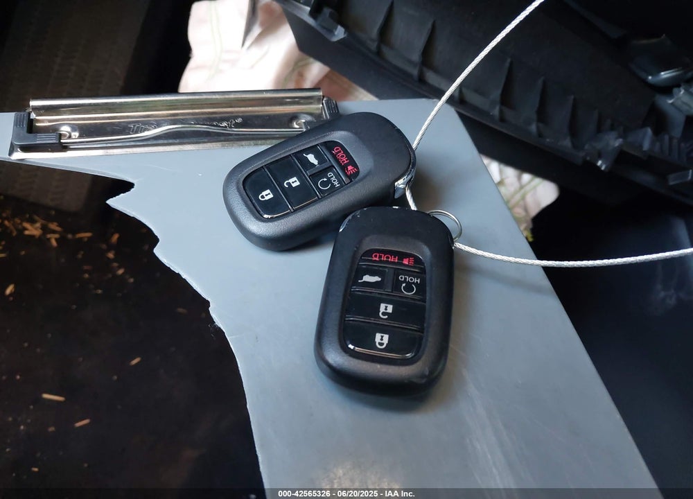 2025 HONDA HR-V VIN: 3CZRZ1H58SM711006