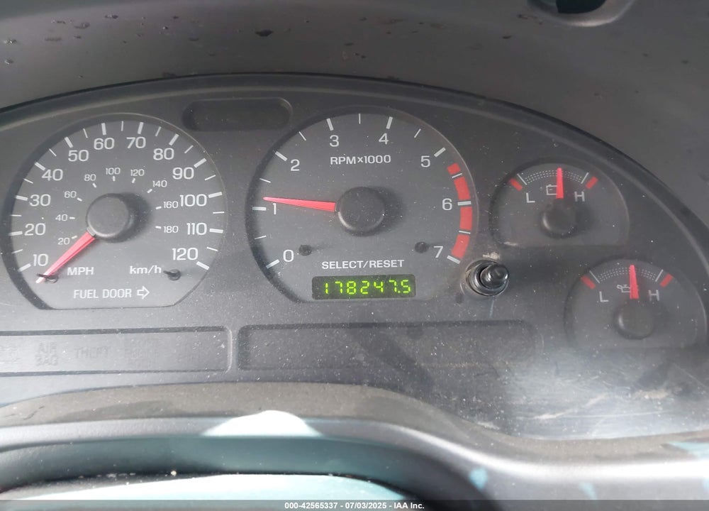 2002 FORD MUSTANG VIN: 1FAFP40412F208412