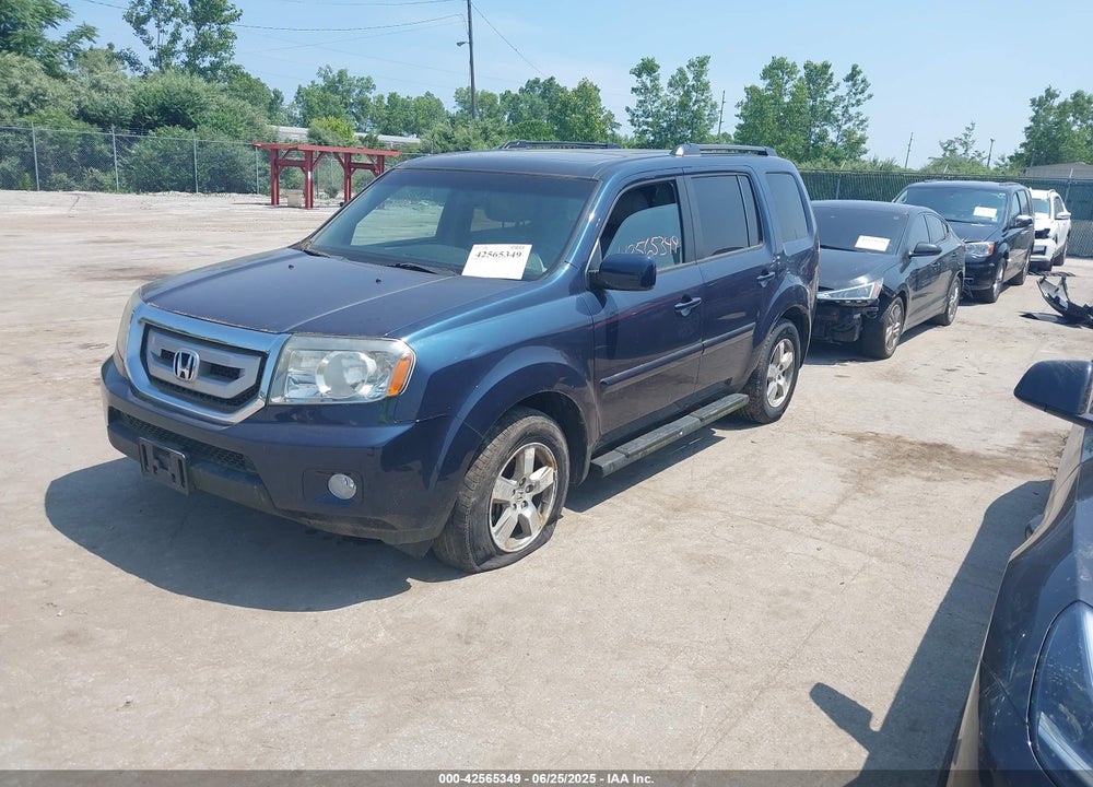 2011 HONDA PILOT VIN: 5FNYF4H58BB074120