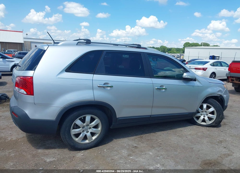 2012 KIA SORENTO VIN: 5XYKT3A63CG238492