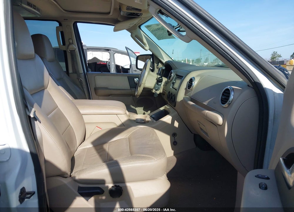 2003 FORD EXPEDITION XLT VIN: 1FMEU15W23LC58340