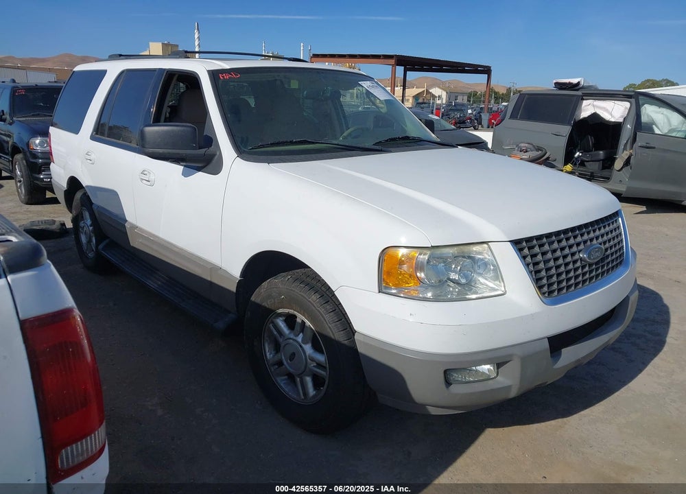 2003 FORD EXPEDITION XLT VIN: 1FMEU15W23LC58340