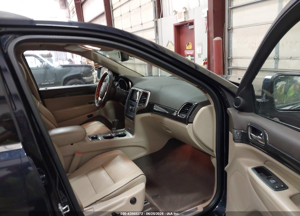 2011 JEEP GRAND CHEROKEE VIN: 1J4RR6GT5BC686743