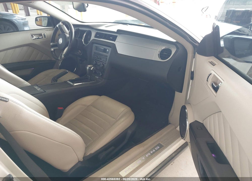 2011 FORD MUSTANG VIN: 1ZVBP8AMXB5109458