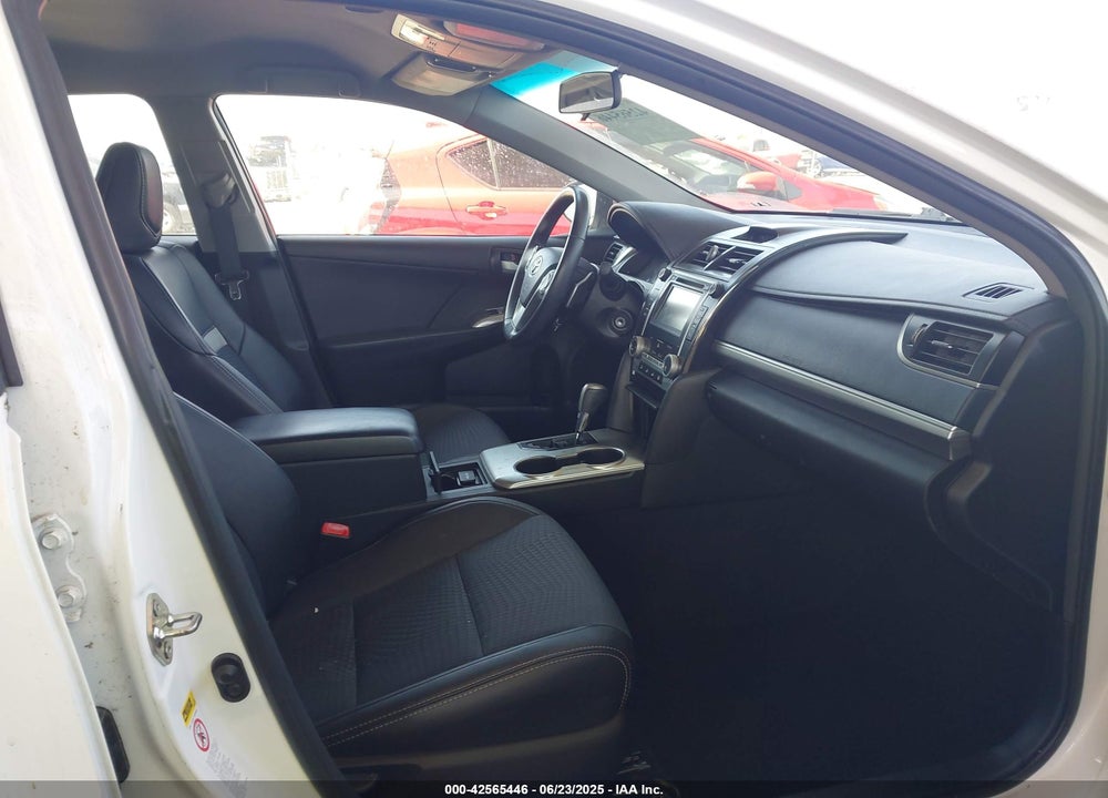 2014 TOYOTA CAMRY VIN: 4T1BF1FK2EU852898