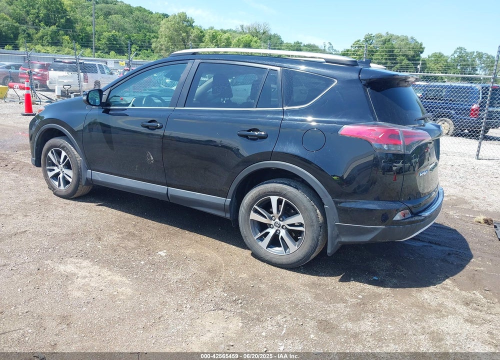 2018 TOYOTA RAV4 VIN: 2T3RFREV1JW744914