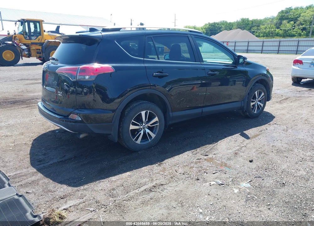 2018 TOYOTA RAV4 VIN: 2T3RFREV1JW744914