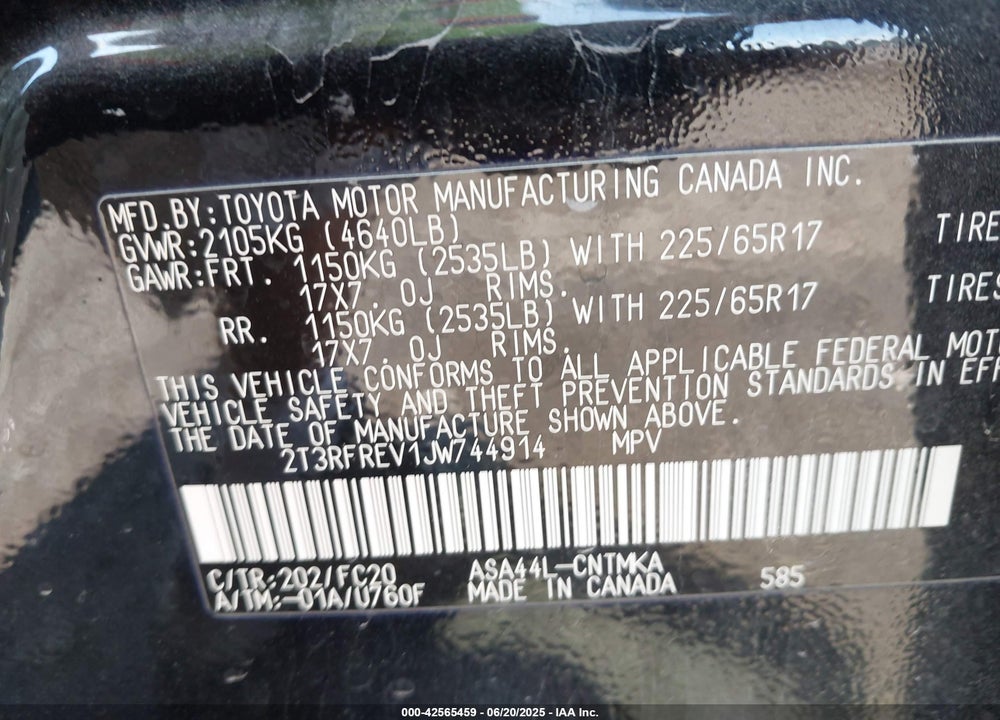 2018 TOYOTA RAV4 VIN: 2T3RFREV1JW744914