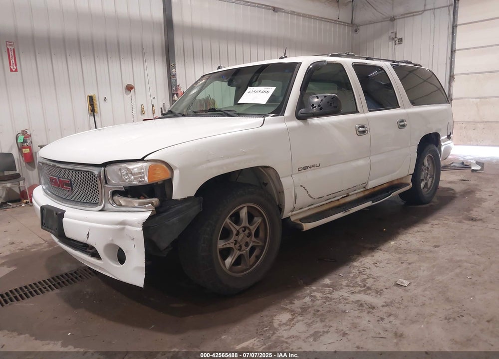 2005 GMC YUKON XL 1500 DENALI VIN: 1GKFK66U75J261438