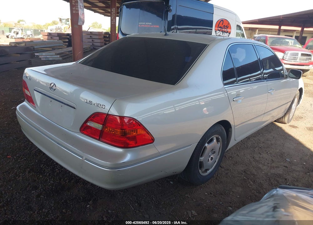 2002 LEXUS LS 430 VIN: JTHBN30F220089331