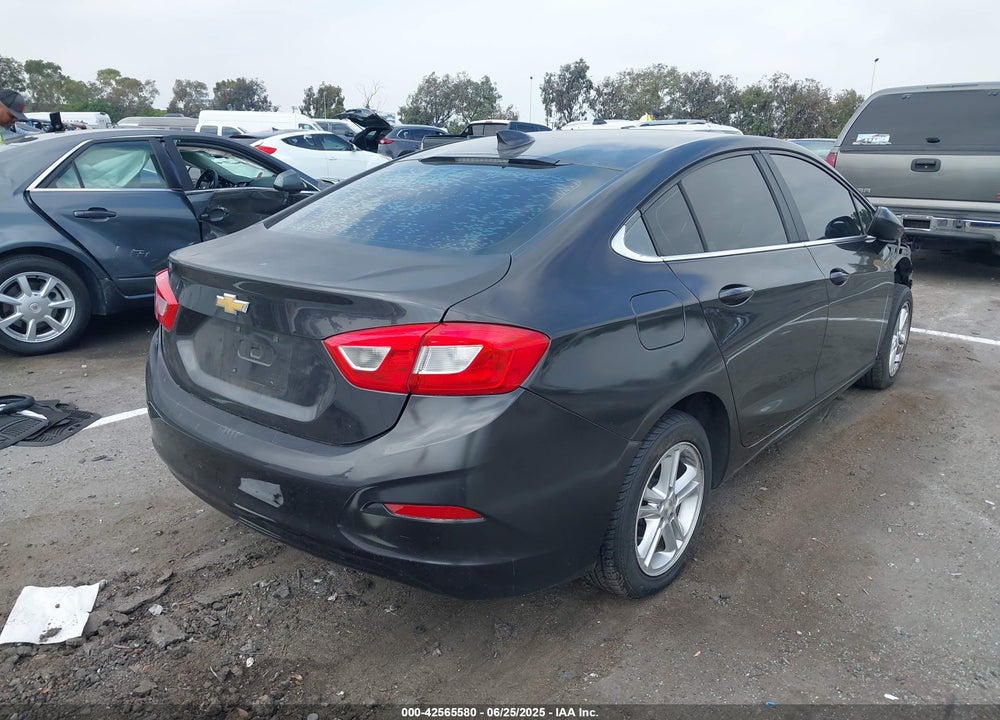 2017 CHEVROLET CRUZE VIN: 1G1BE5SM5H7105524