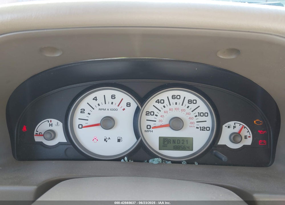 2006 FORD ESCAPE VIN: 1FMYU03106KB20126