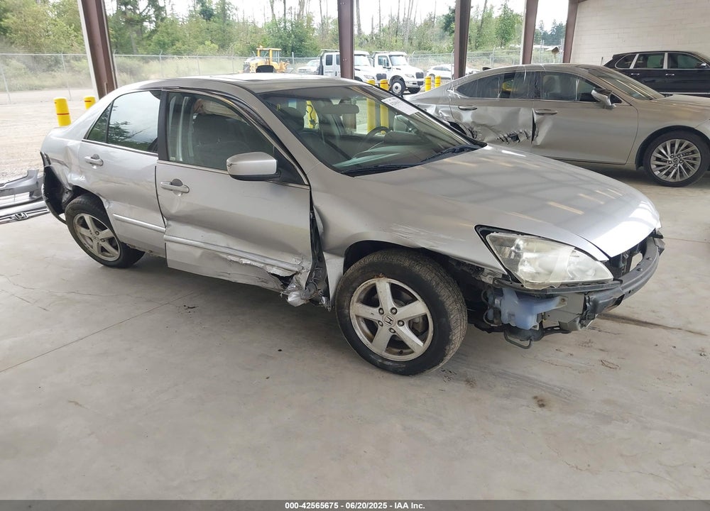 2004 HONDA ACCORD 2.4 EX VIN: JHMCM56704C023459