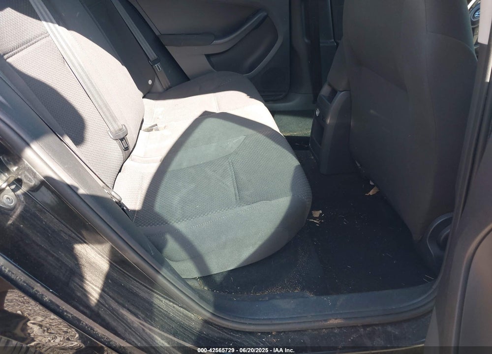 2012 VOLKSWAGEN JETTA 2.0L S VIN: 3VW1K7AJ4CM377511