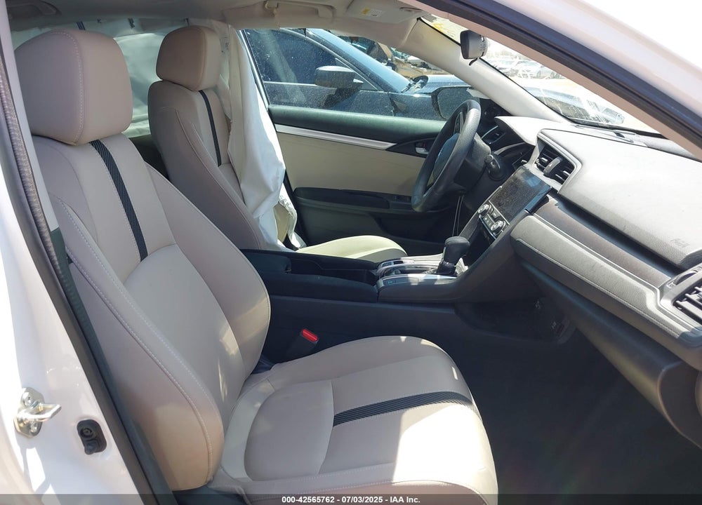 2016 HONDA CIVIC VIN: 19XFC2F82GE001632
