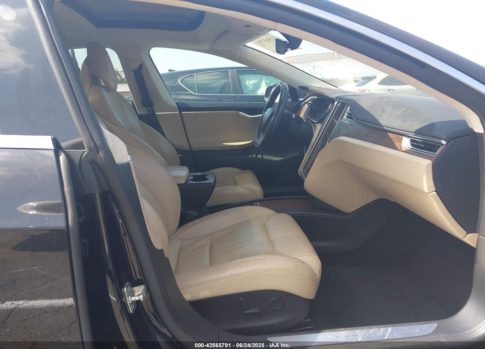 2017 TESLA MODEL S VIN: 5YJSA1E26HF197176