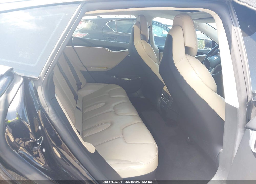 2017 TESLA MODEL S VIN: 5YJSA1E26HF197176