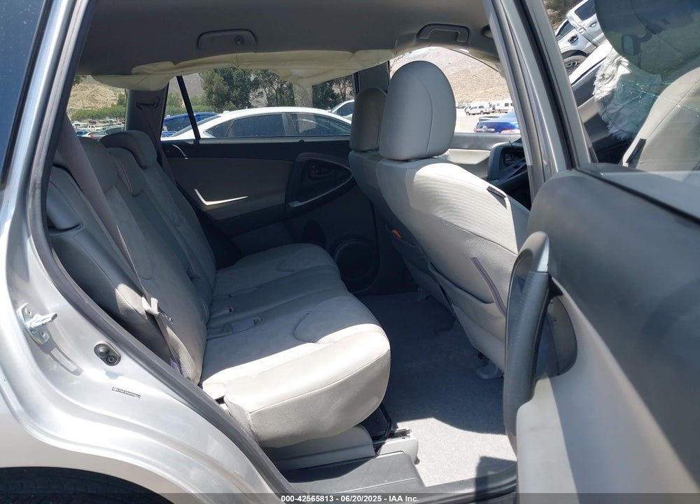 2009 TOYOTA RAV4 VIN: JTMZF33V695006416